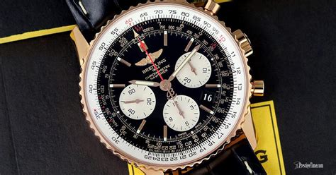 breitling navitimer 3300 quartz bianco|breitling navitimer model b01.